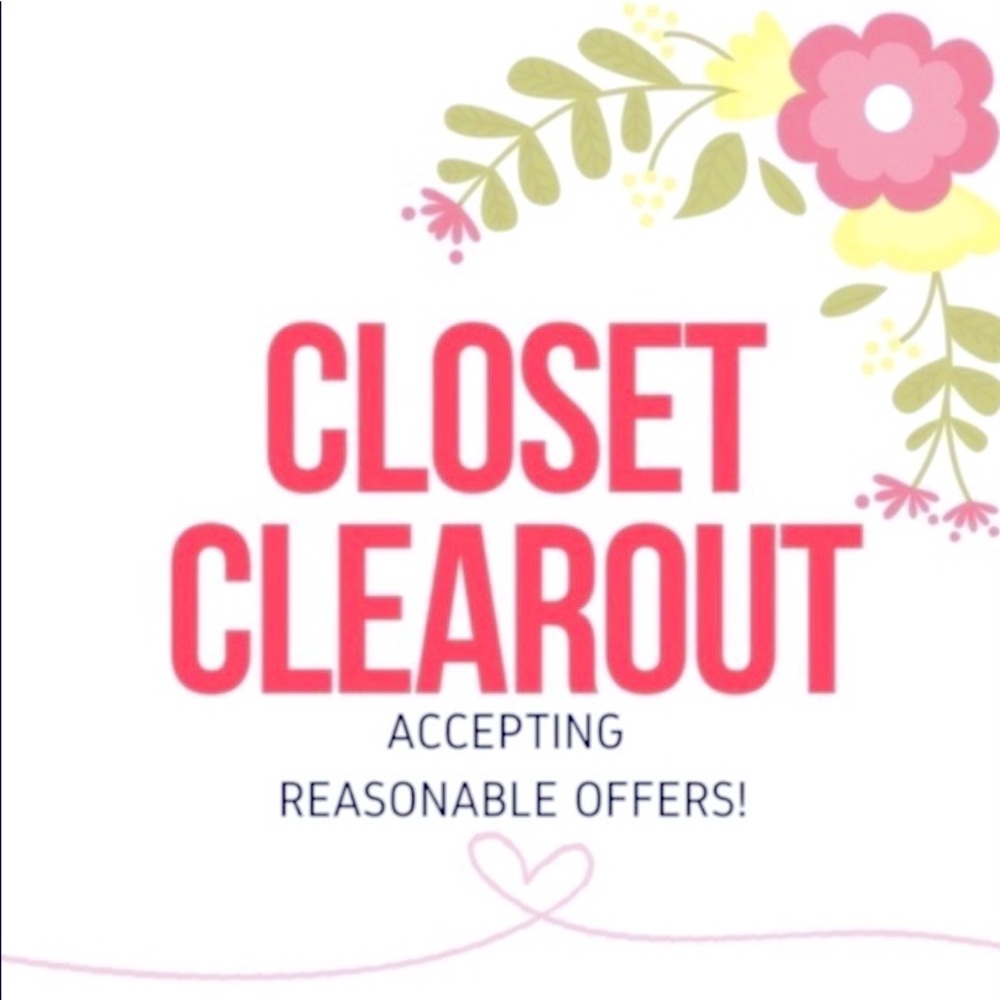 ✨CLOSET CLEAR OUT!✨